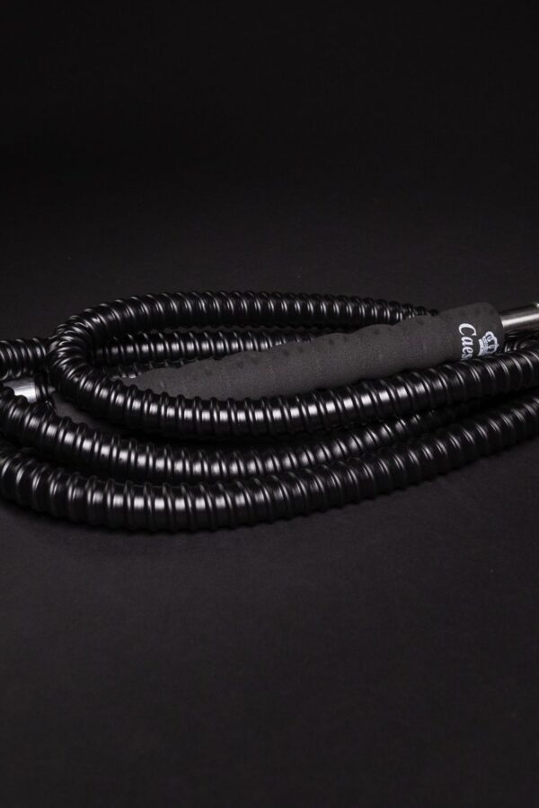 צינור טורבו שחור